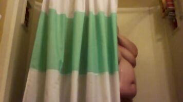 Spy on BBW in the Shower