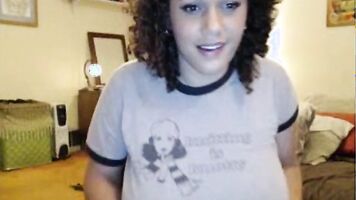HoneyKiss on Webcam