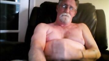 STILL_KICKIN Cumming for my fans on Chaturbate