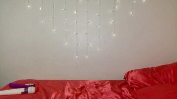 NAKED TEEN FUCKS HERSELF W GLASS DILDO CHATURBATE LIVESTREAM RECORDING